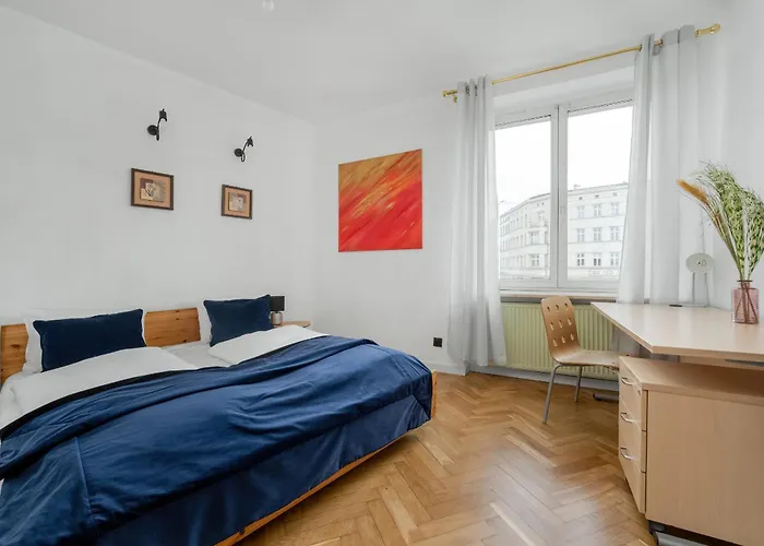 Przytulny Apartament Legionow Z Parkingiem By Noclegi Renters