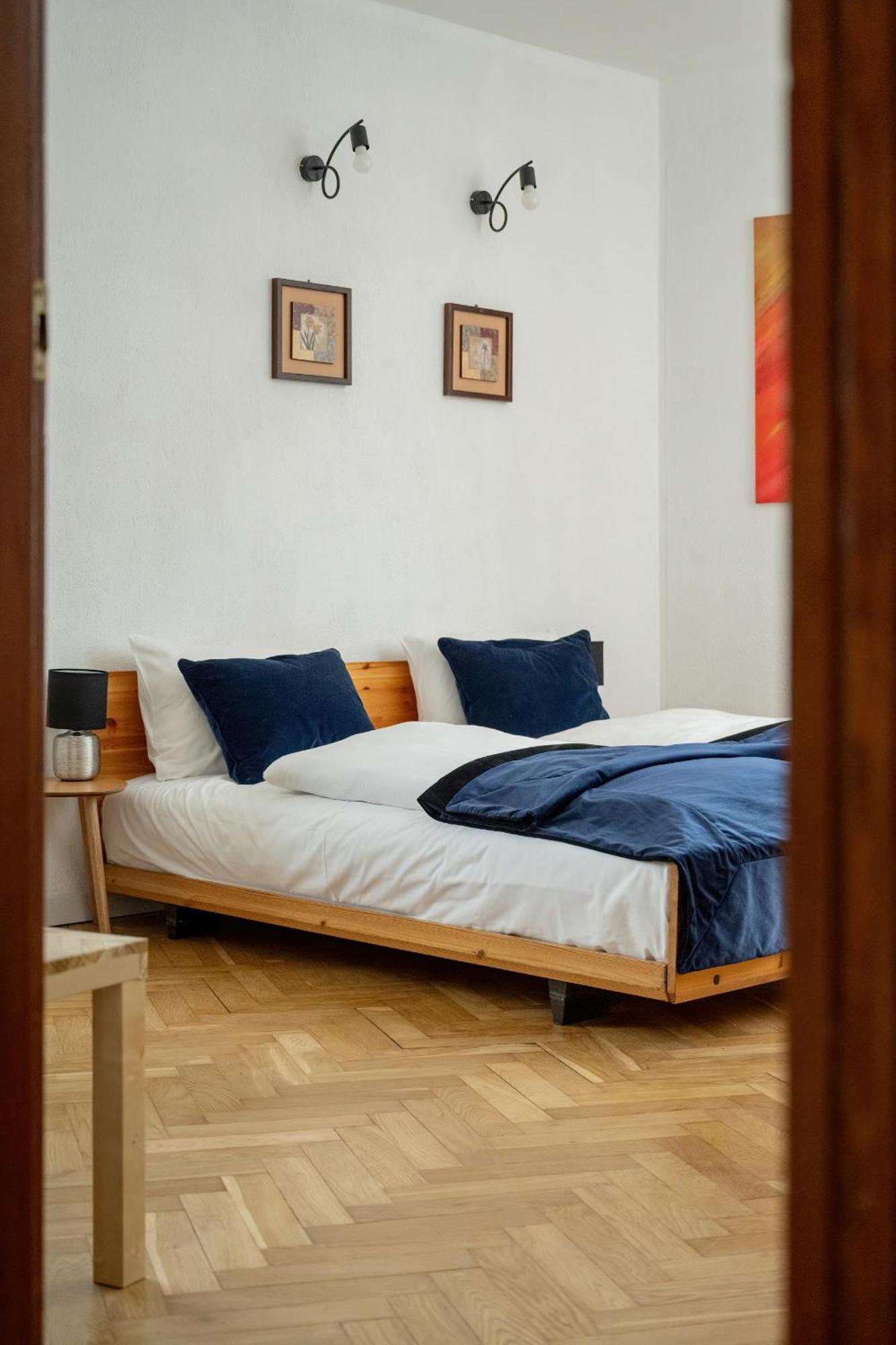 Appartamento Przytulny Legionow Z Parkingiem By Renters Breslavia